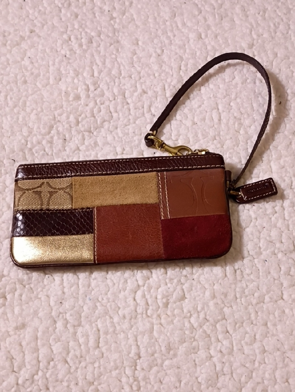 Coach Brown Leather Logo Tag Wristlet Accent with Gold Hardware - Picture 2 of 9